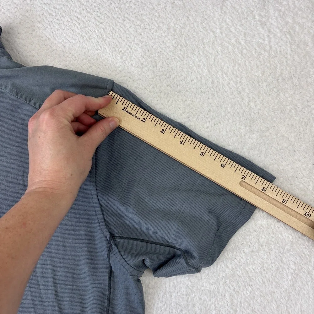 KUHL 'Virtuoso' Mens Polo Shirt Small Gray Wool Blend Performance Hiking Stretch
